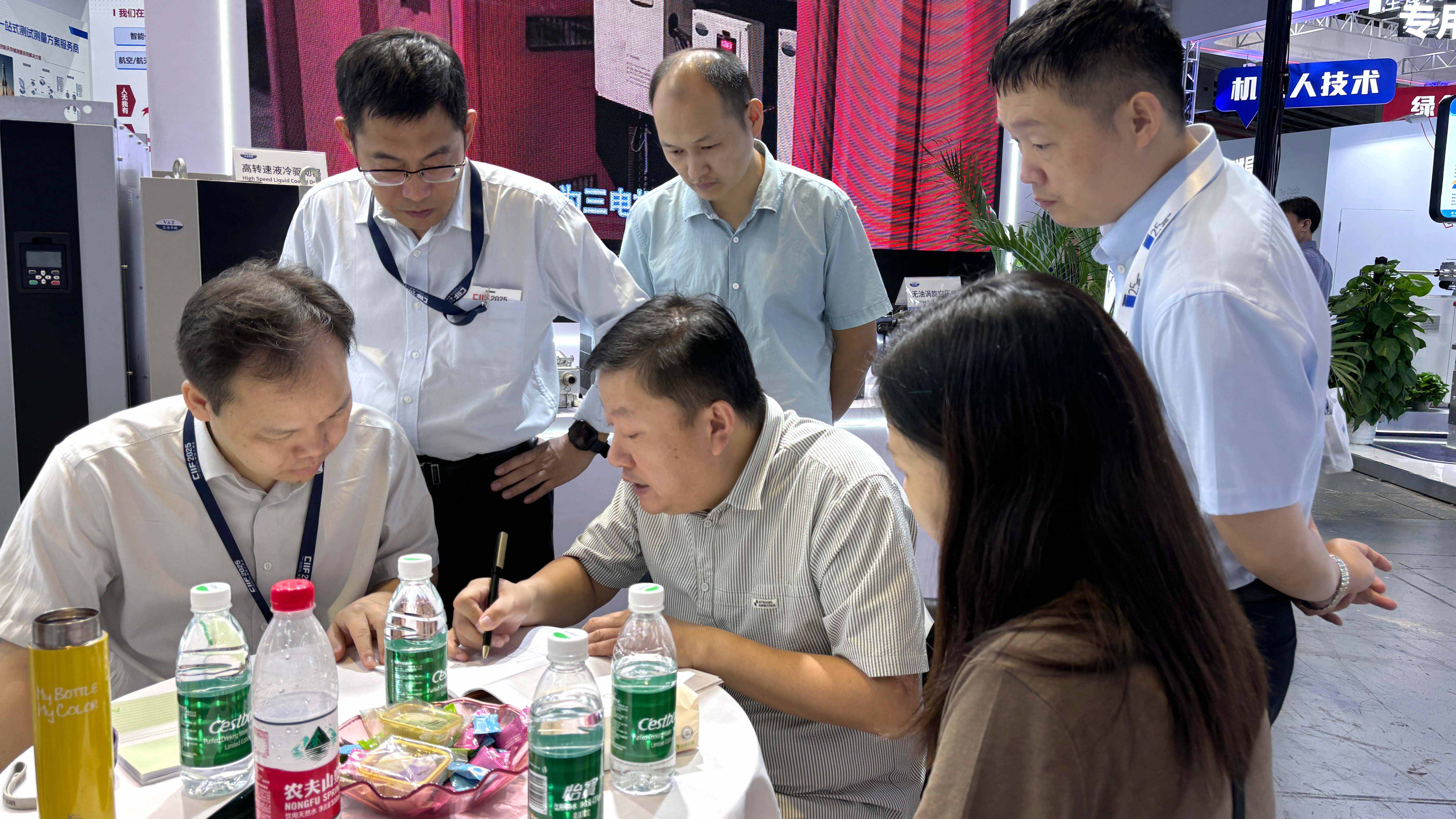 6686体育2025上海工博会圆满收官！