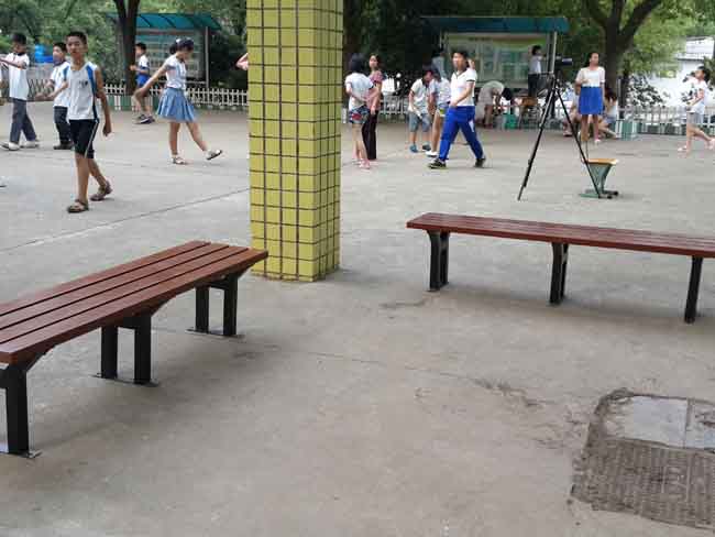 长沙市燕子岭小学案例,湖南室外健身器材,湖南室外休闲椅,湖南儿童滑梯,湖南运动场地,长沙人造草皮,长沙室内外运动地板,长沙球场围栏,长沙室外健身器材,长沙室外休闲椅,长沙儿童滑梯,长沙运动场地,长沙多威体育用品有限公司