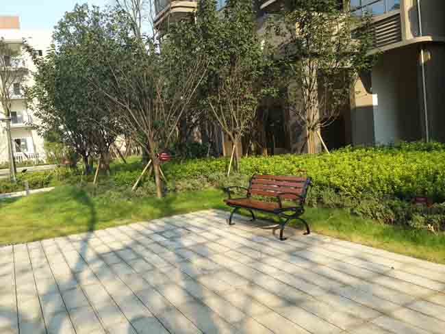长沙名家翡翠花园户外桌椅案例,湖南室外健身器材,湖南室外休闲椅,湖南儿童滑梯,湖南运动场地,长沙人造草皮,长沙室内外运动地板,长沙球场围栏,长沙室外健身器材,长沙室外休闲椅,长沙儿童滑梯,长沙运动场地,长沙多威体育用品有限公司